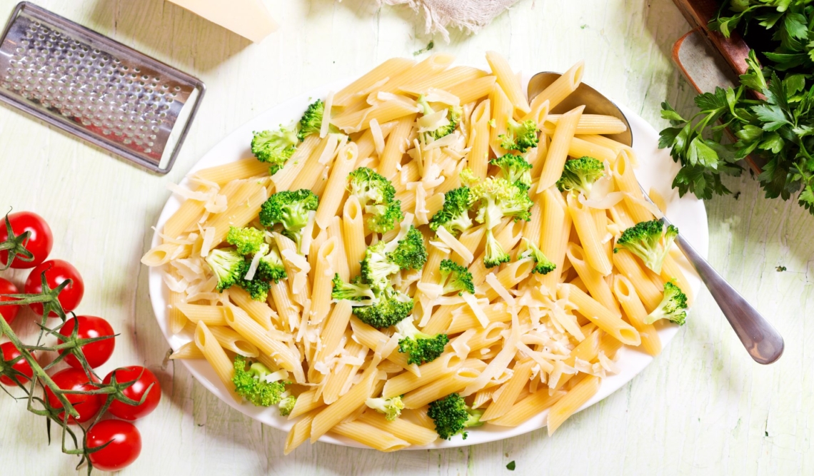Паста с брокколи и сыром Лайфхакер