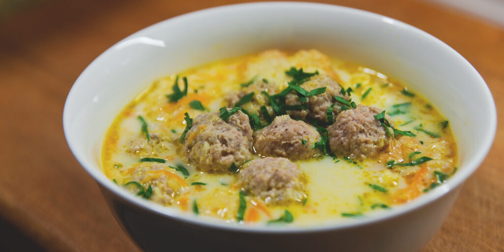 Суп сырный с клецками – кулинарный рецепт