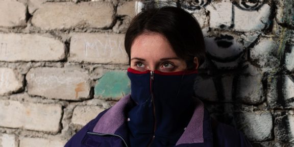 Фильм «Разжимая кулаки» о бесправной девушке из Северной Осетии стоит посмотреть каждому. И вот почему
