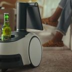 Умный экран на колёсиках: Amazon представила домашнего робота Astro