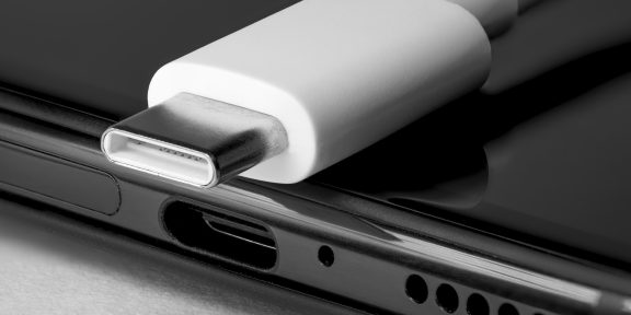 В Европе предложили ввести единый стандарт зарядки смартфонов — USB-C