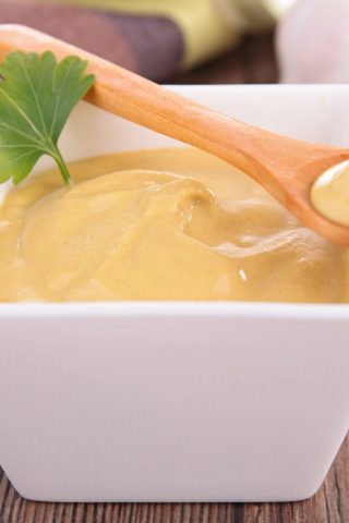 Йогуртовый соус с горчицей