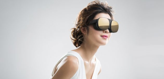HTC выпустила компактные очки виртуальной реальности Vive Flow