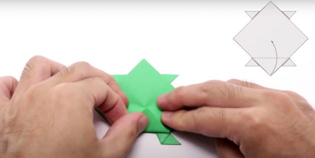 Как сделать прыгающую лягушку из бумаги в технике оригами: переверните и загните угол