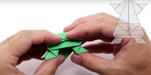 Как сделать прыгающую лягушку из бумаги в технике оригами: сложите заготовку
