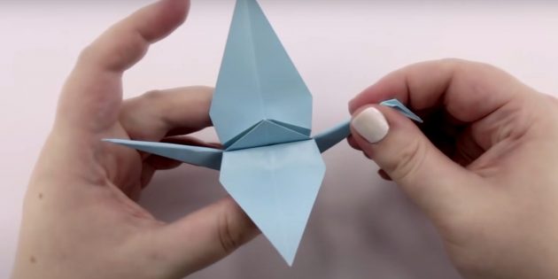 Как сделать журавлика из бумаги в технике оригами: сделайте крылья