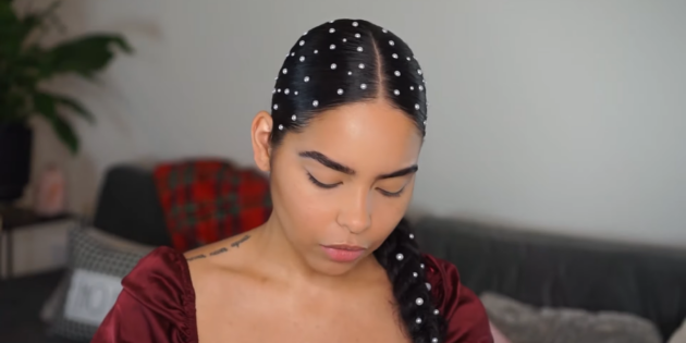 Объёмная коса с резиночками и бусинами. Видео-урок. — Video | VK