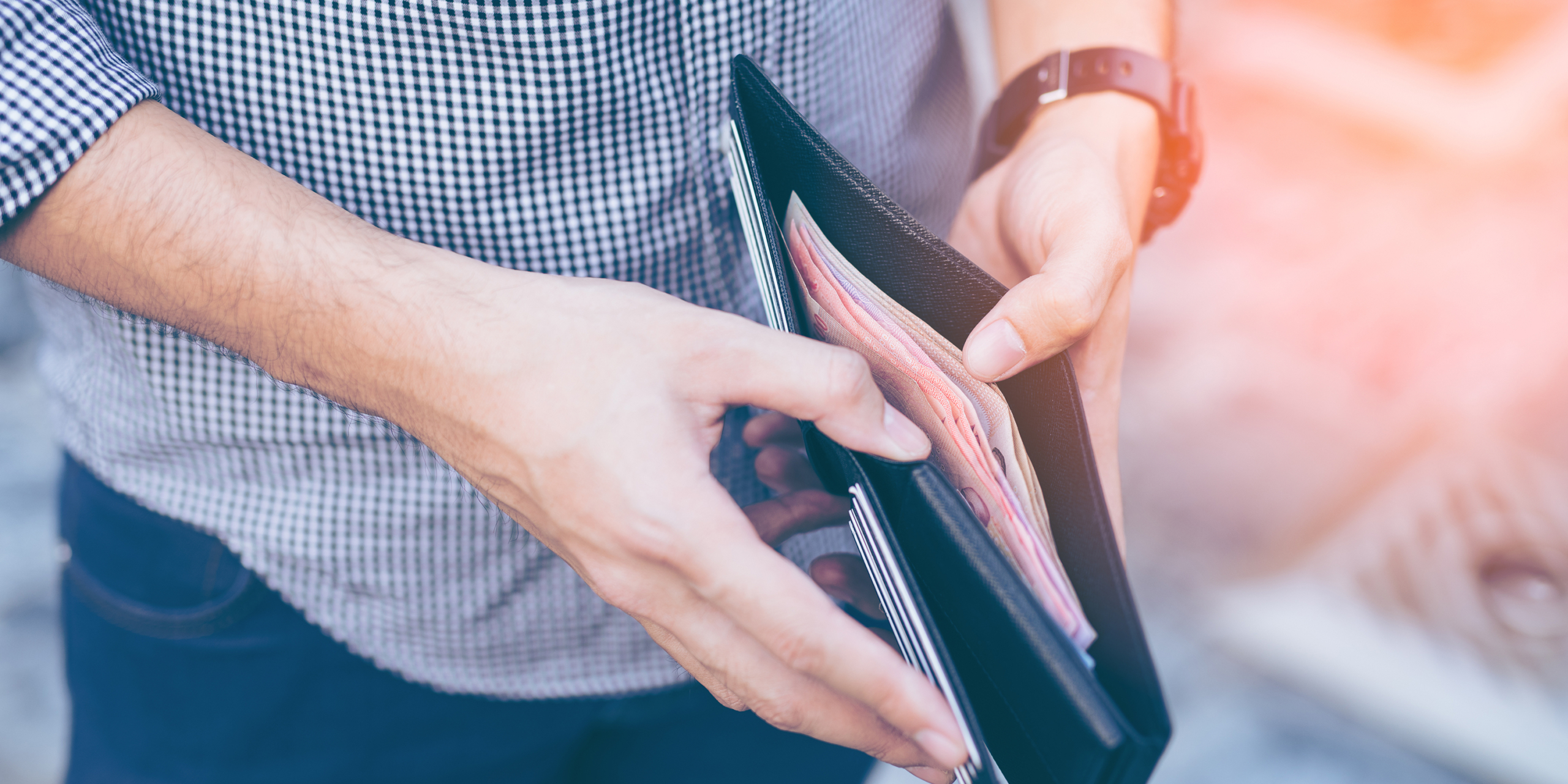 месячная зарплата