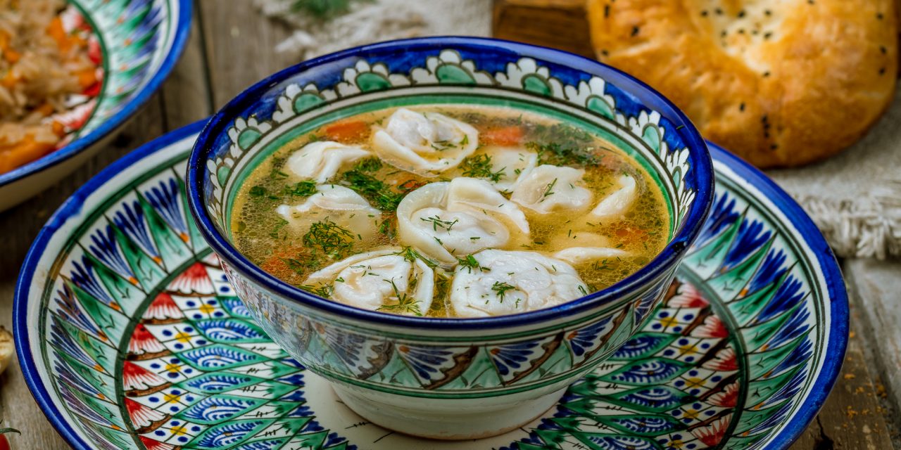 Чучвара — узбекский суп с пельменями