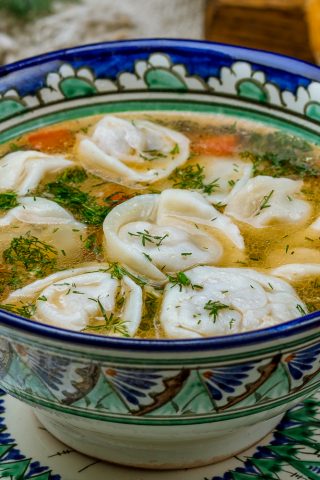 Чучвара — узбекский суп с пельменями