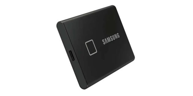 Подарки на 23 Февраля: накопитель Samsung T7 SSD 1 ТБ