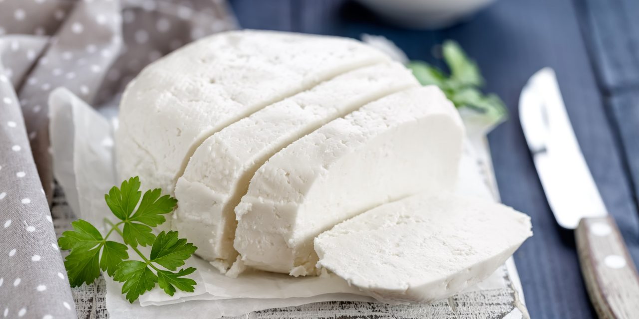 Рецепт сыра из молока и сметаны в домашних условиях