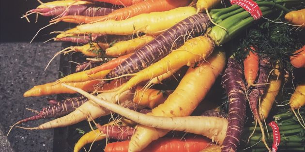 Странные научные факты: морковь раньше была белой и фиолетовой