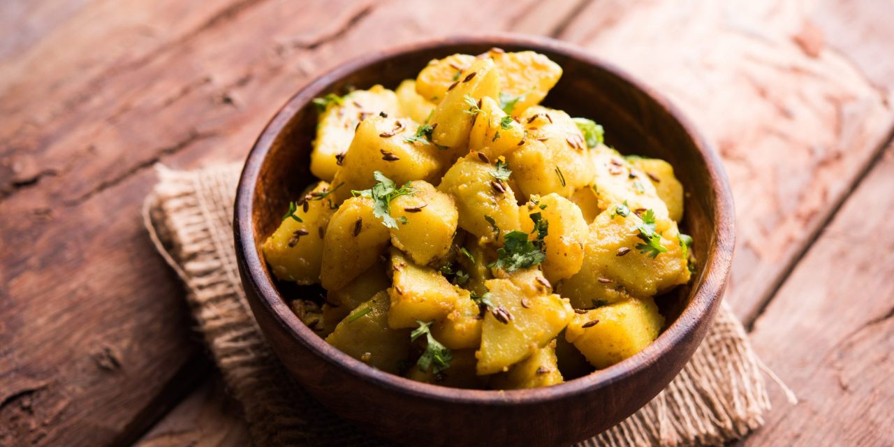 Варёно-жареная картошка по-индийски