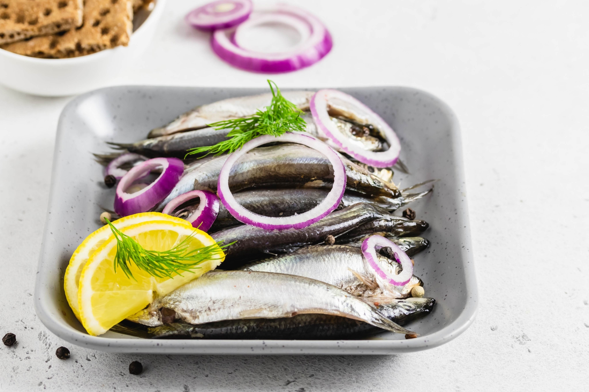 Килька маринованная