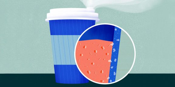 Исследование: в стаканчике кофе навынос содержатся триллионы микрочастиц пластика