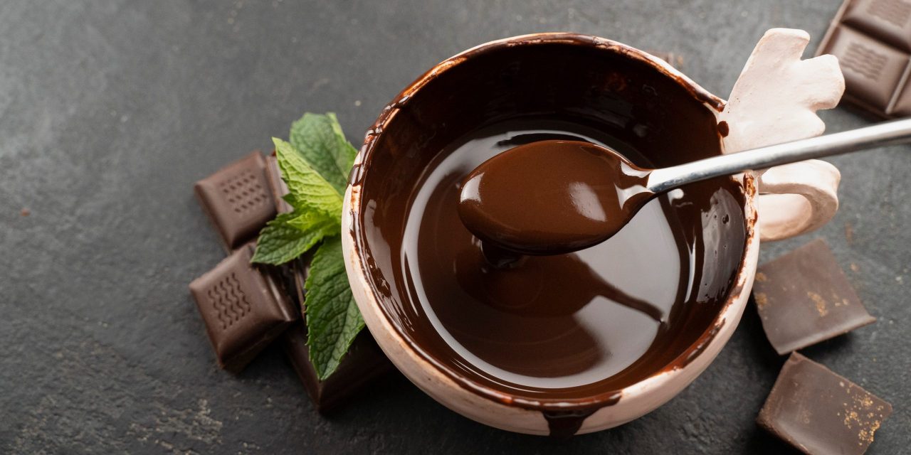 Шоколадная глазурь из какао бобов
