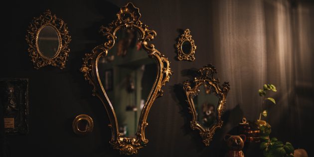 Эффект «незнакомца в зеркале»