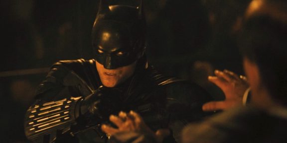 «Бэтмен» оказался самым популярным фильмом среди российских пиратов в апреле