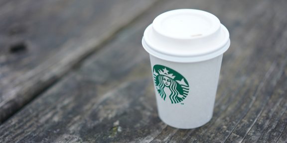 Starbucks официально уходит из России