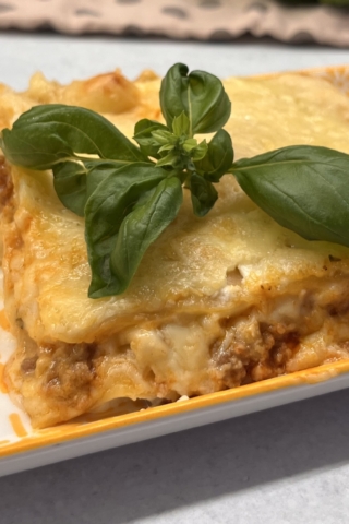 Лазанья с фаршем в духовке: классический рецепт