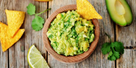 10 простых способов приготовить гуакамоле из авокадо