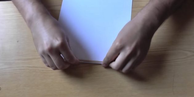 Как сделать рогатку из бумаги своими руками: сверните лист в трубочку