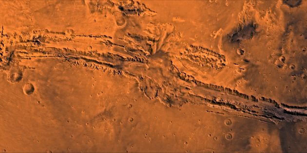 Изображение системы каньонов долины Маринер, Марс