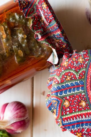 Салат из огурцов и помидоров на зиму с хмели-сунели