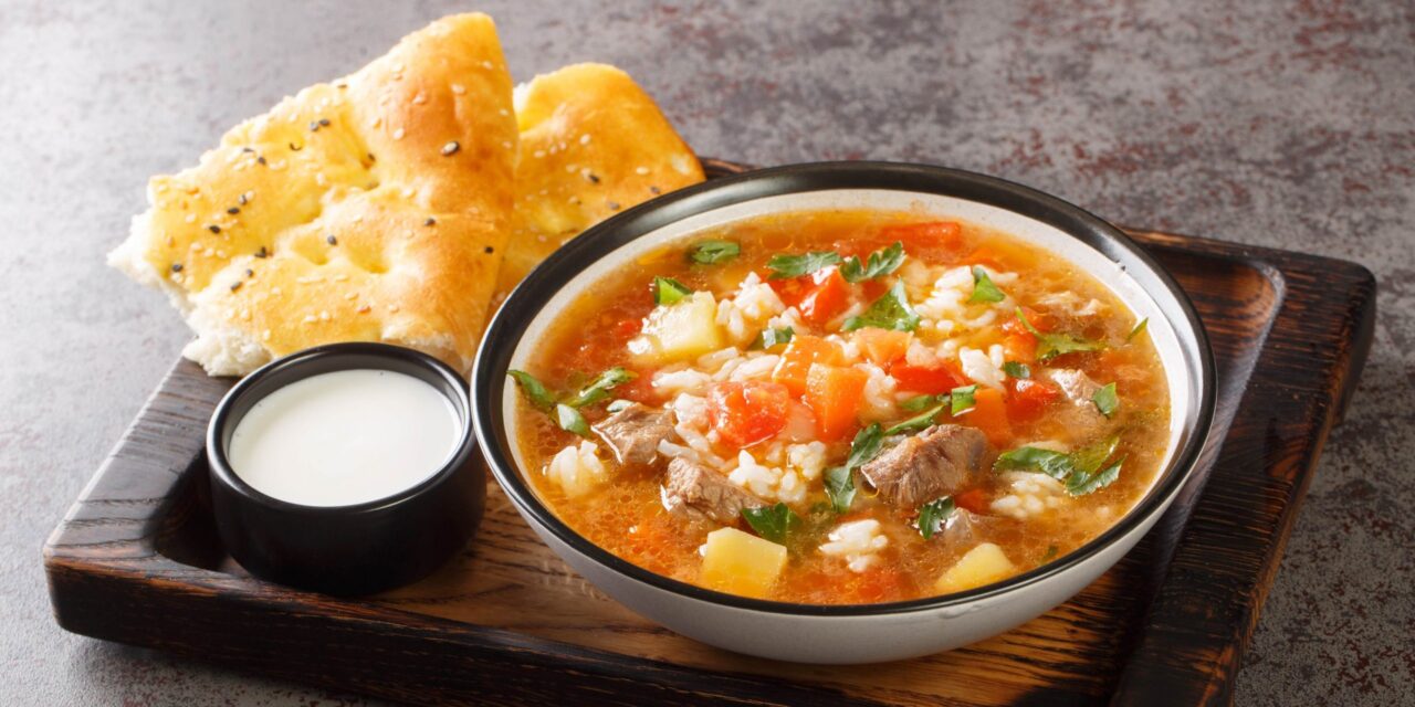 Мастава — узбекский суп с говядиной и рисом