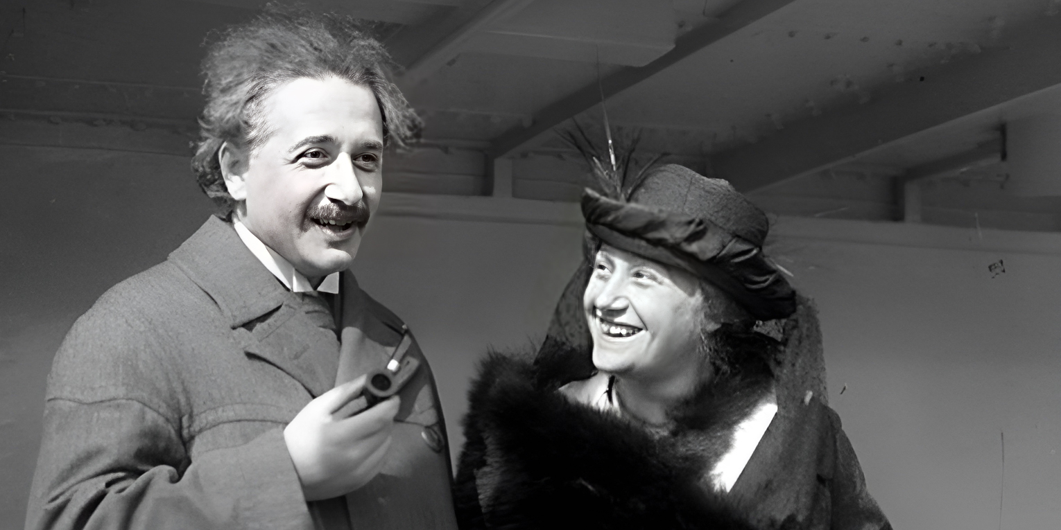 Tencent запустила веб-сервис для реставрации старых фото. Он бесплатный