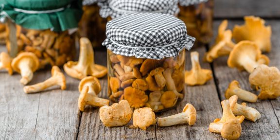Как сделать вкусные маринованные грибы