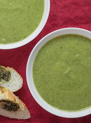 Зелёный суп с петрушкой