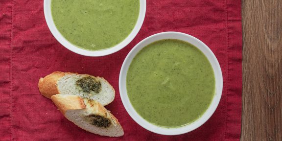 Зелёный суп с петрушкой