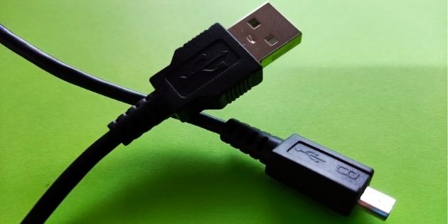 Как подключить портативную колонку к телефону через USB-соединение