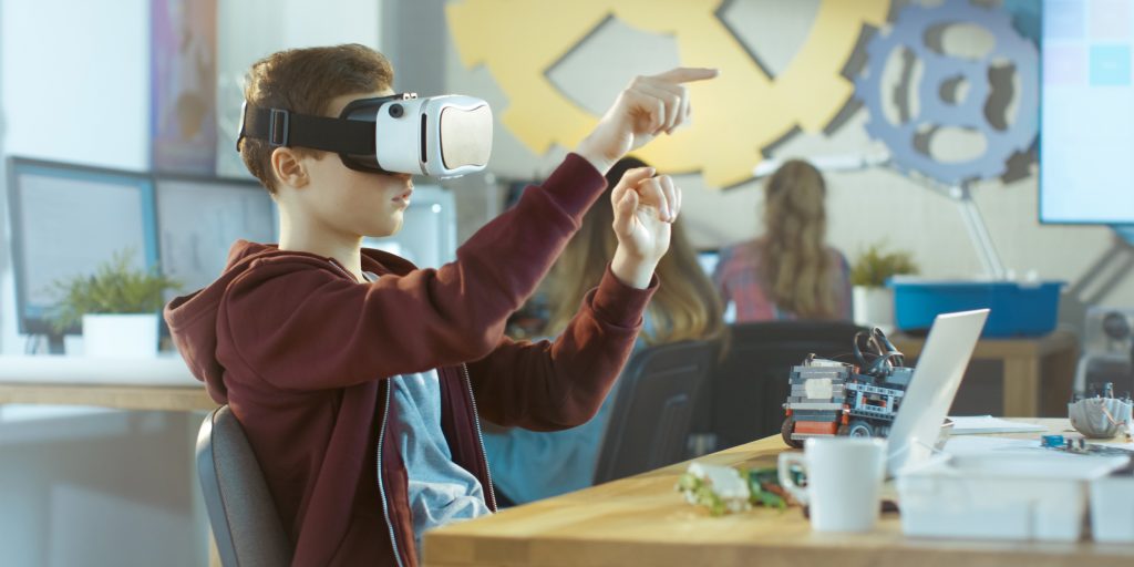 Лекции с 3D-моделями и VR по-настоящему цепляют учеников