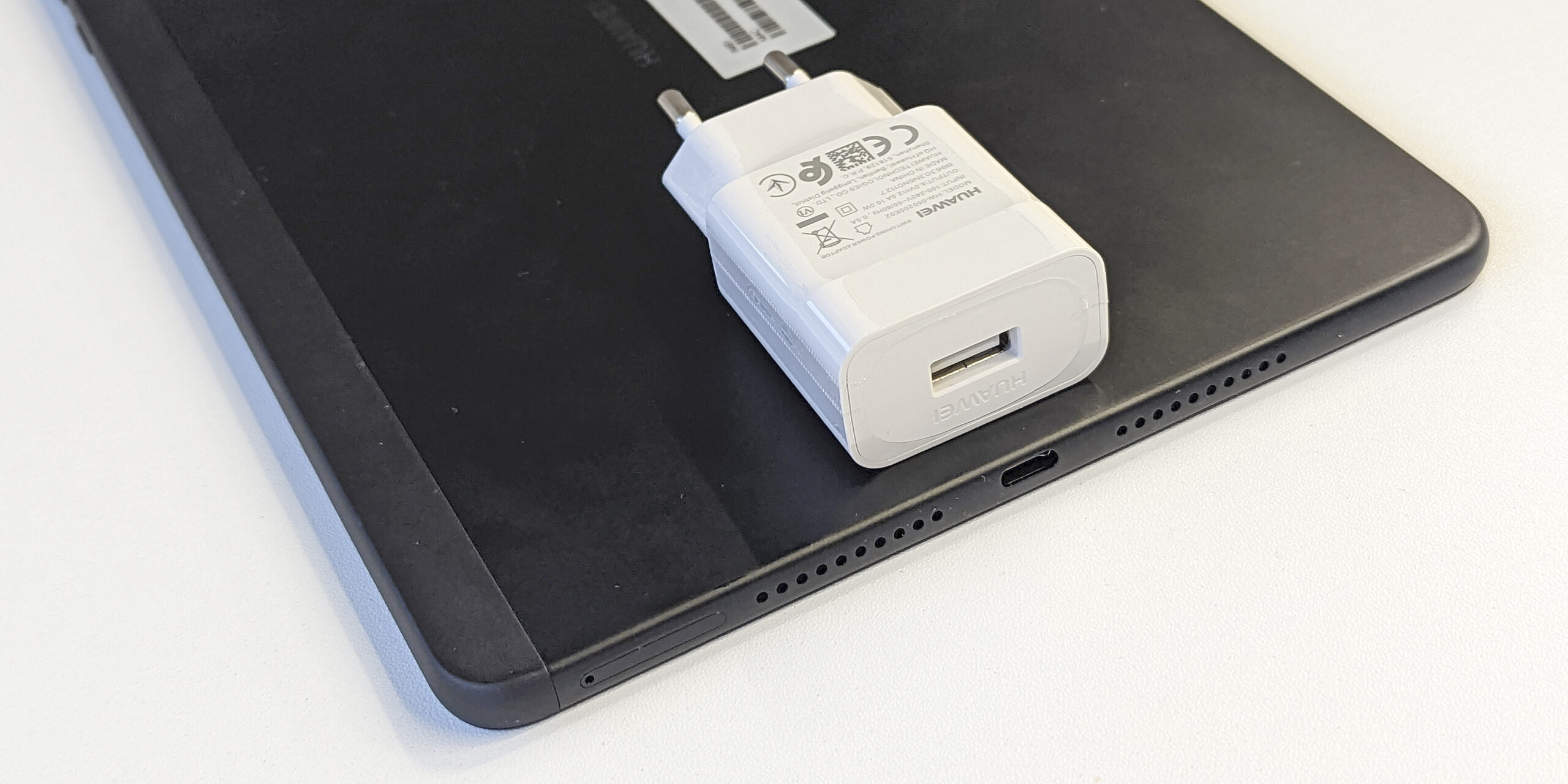 Huawei MatePad SE 10.4 — зарядка