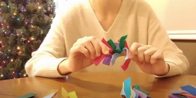 Как сделать новогоднюю гирлянду из фетра своими руками