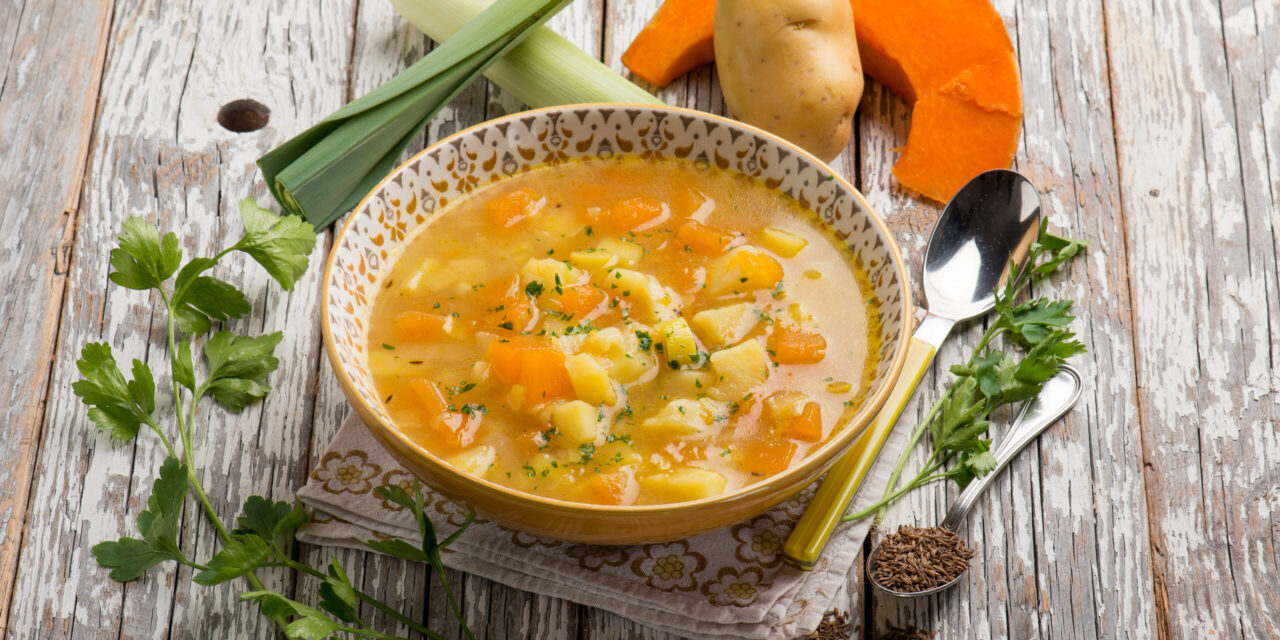 Крем-суп с луком-пореем на растительных сливках