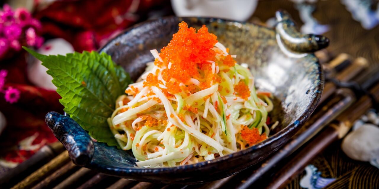 Кани сарада — японский салат из крабовых палочек