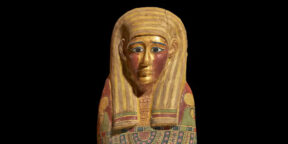 Учёные впервые заглянули внутрь мумии древнеегипетского «золотого мальчика»