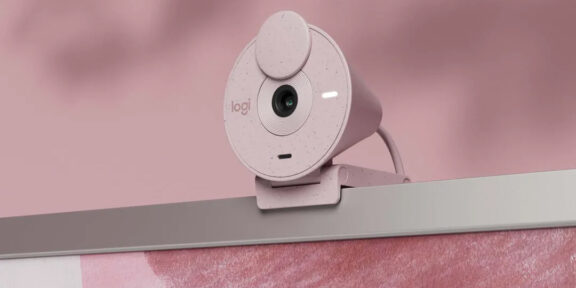 Logitech выпустила оригинальную веб-камеру со шторкой Brio 300