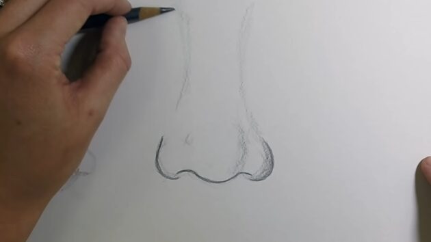 Как нарисовать нос анфас: нарисуйте переносицу
