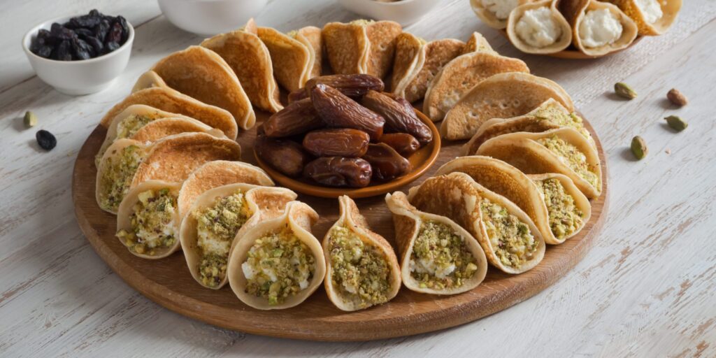 Катаеф из блинчиков со сладкой начинкой — необычный арабский десерт
