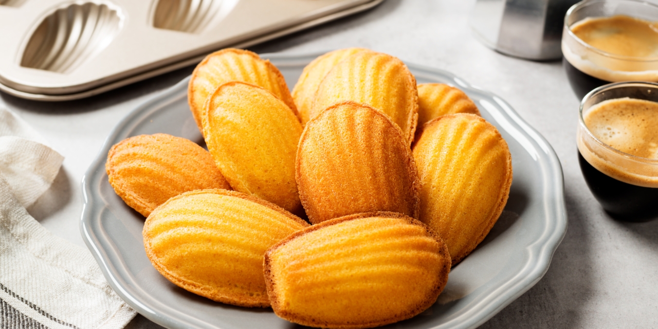 Печенье «Мадлен»: классический рецепт — Лайфхакер