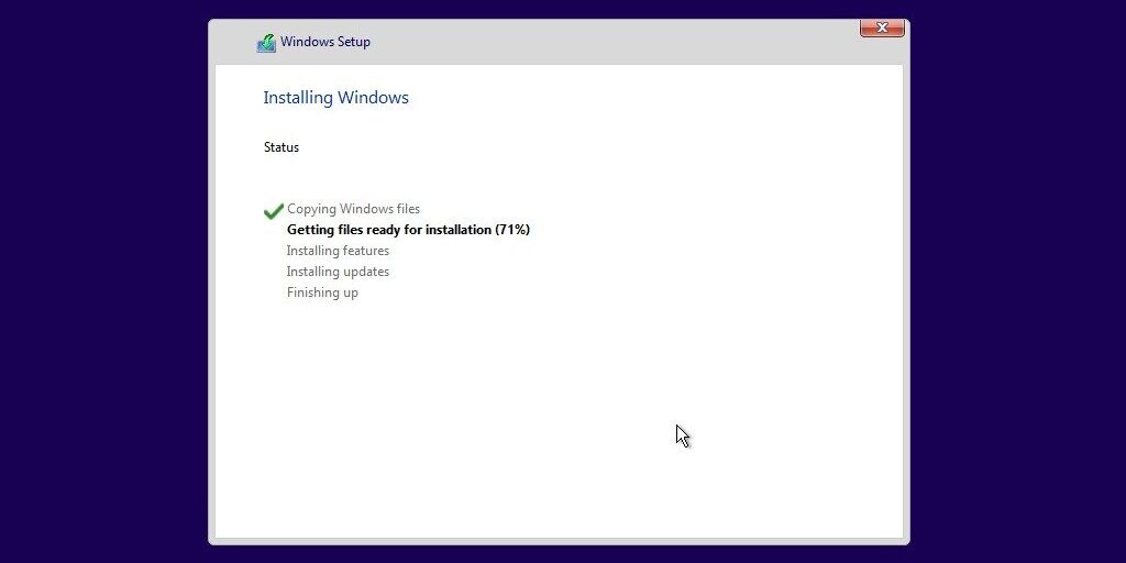 Как установить Windows 11 Tiny11: дождитесь, пока система установится