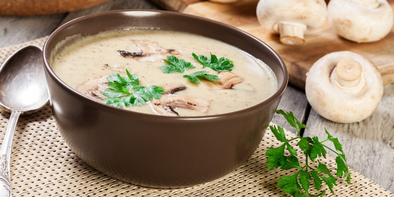 Грибной крем-суп с греческим йогуртом