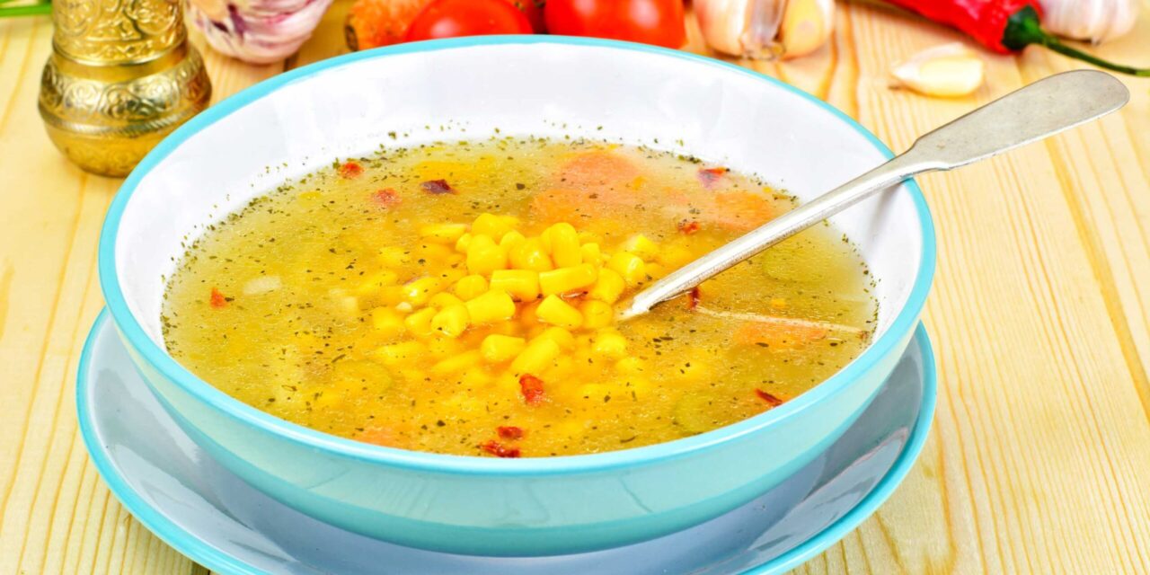 Быстрый суп с консервированной кукурузой