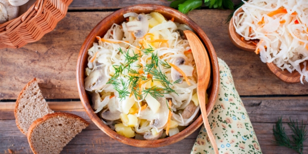 Лёгкие салаты с квашеной капустой