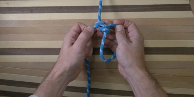 Как завязать затяжной мичманский узел: узел будет легко гулять по верёвке, а под нагрузкой — затягиваться самостоятельно